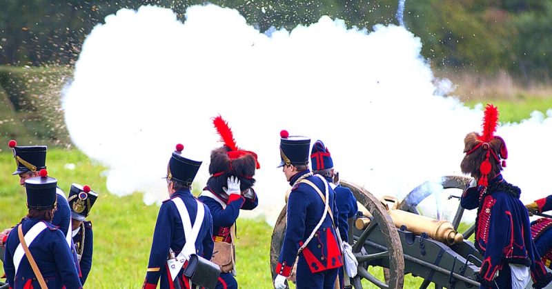 <a href=https://commons.wikimedia.org/wiki/File:Historical_reenactment_of_1812_battle_near_Borodino_2011_2.jpg>Photo Credit</a> 