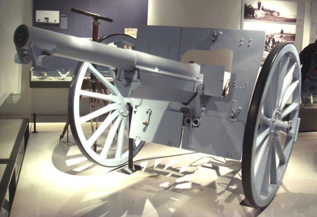 Canon de 75 Modèle 1897 on display in Les Invalides. Photo Credit.