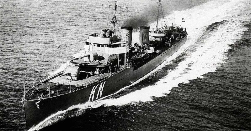 Dutch Amdiralen class Destroyer HNLMS Kortenaer in the 30s