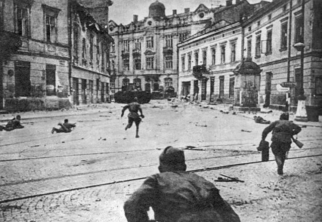 Soviet Soldiers In Lviv (Lwów). Photo Source