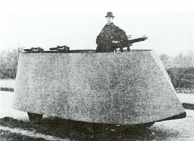 F.R. Simms' 1902 Motor War Car, the first armored car to be built. 