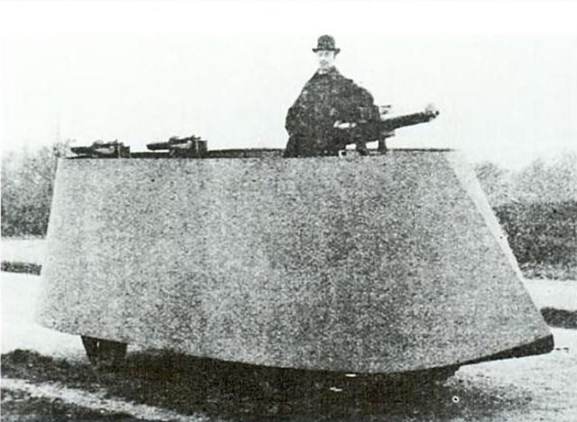 F.R. Simms' 1902 Motor War Car, the first armored car to be built.