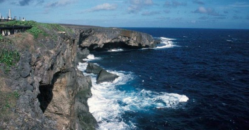 One section of Banzai Cliff, also known as Suicide Cliff, where hundreds and thousands of Japanese soldiers and civilians flung themselves to their deaths. JERRYE & ROY KLOTZ MD - CC BY-SA 3.0