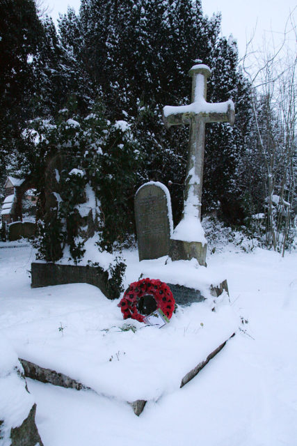 Grave of General Sir Horace Lockwood Smith-Dorrien, St Peter's Cemetery (detached), Berkhamsted. Photo Credit