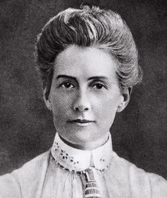 Edith Louisa Cavell Photo Credit