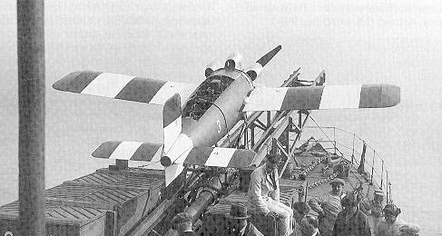 RAE Larynx on cordite fired catapult of destroyer HMS Stronghold, July 1927. The man on the box is Dr. George Gardner, later Director of RAE