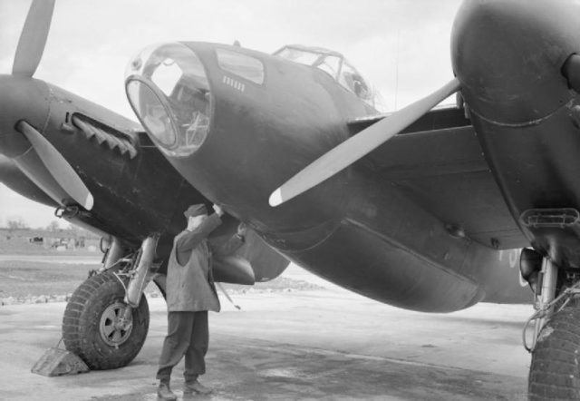 Notice the bulged bomb bay doors modified to accommodate the 4,000lb "Cookie"