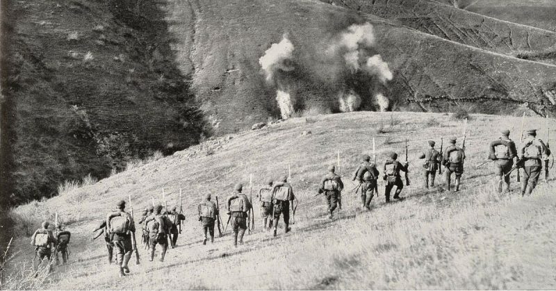 Bulgarian infantry attack during the Monastir Offensive