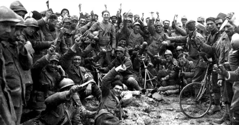 Members of the Arditi corps, 1918, wielding daggers.