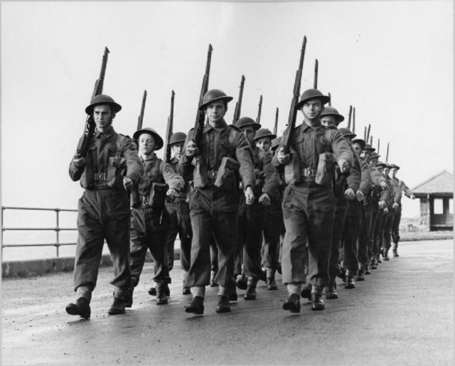 Troops from Luxembourg training, somewhere in England.