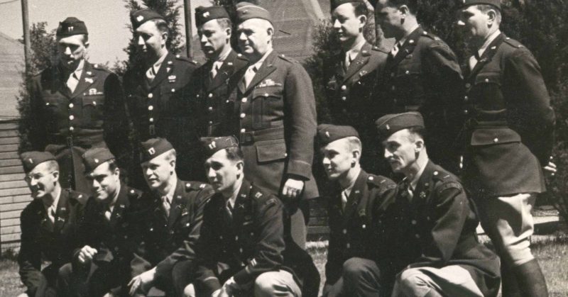 OSS founder General William Donovan with members of the OSS Operational Groups, forerunners of US Army Special Forces. <a href=http://www.osssociety.org/goldmedalact.html>The OSS Society</a>