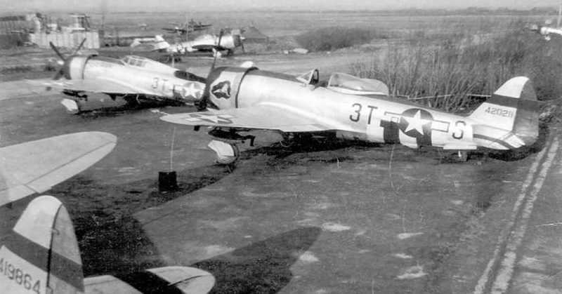 Block 28 Republic P-47Ds of the 22d Fighter Squadron at Kingsnorth Airfield, England, 1944.