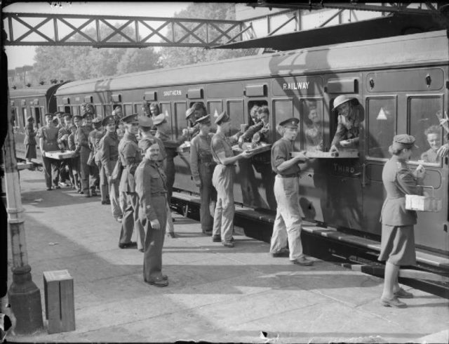 British soldiers boarding a train during evacuation from Dunkirk, 1940.