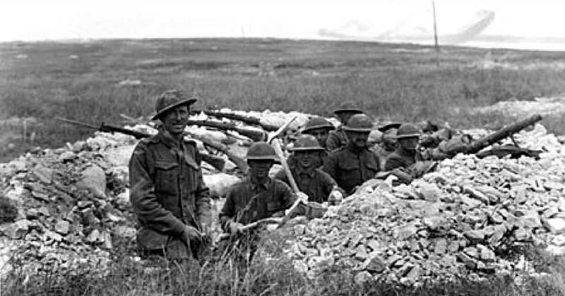 American and Australian troops dug in together during the Battle of Hamel. 