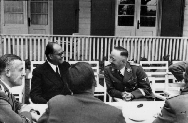 Bose talking to Himmler and other Nazi officials in summer 1942. Photo Credit