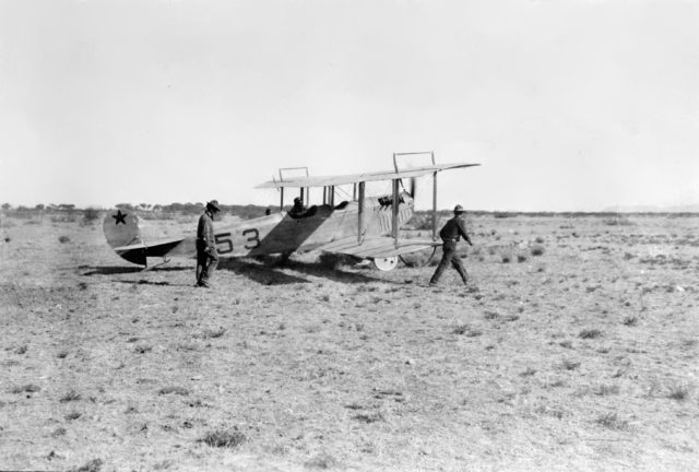A Curtiss JN3 preparing for taking off in Casa Grandes;