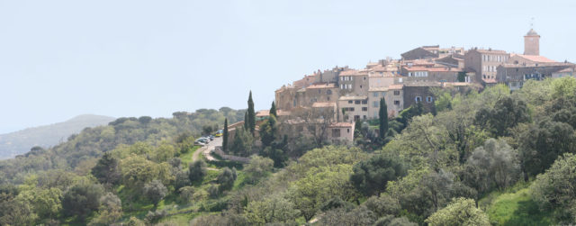 The French commune of Ramatuelle; En-bateau – CC BY-SA 3.0