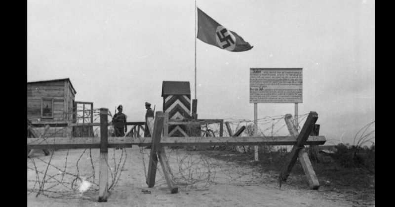 German Checkpoint at the river Cher, in Occupied France. <a href=https://commons.wikimedia.org/wiki/File:Bundesarchiv_Bild_101I-017-1065-44A,_Frankreich,_Demarkationslinie,_Kontrollposten.jpg>Photo Credit</a>