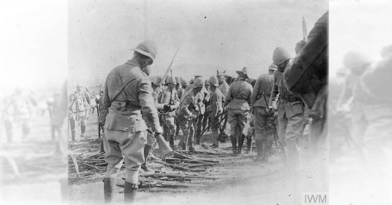 British troops in the Boer War. <a href=http://www.iwm.org.uk/collections/item/object/205316904>Photo Credit</a>