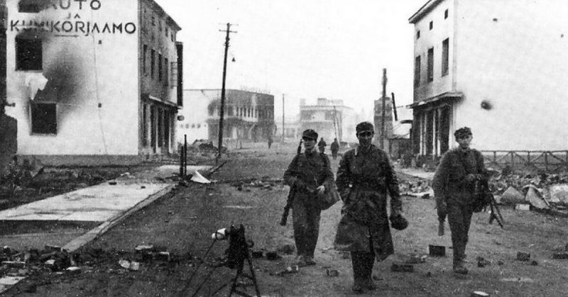 Finnish troops on the streets of Rovaniemi during the Lapland War