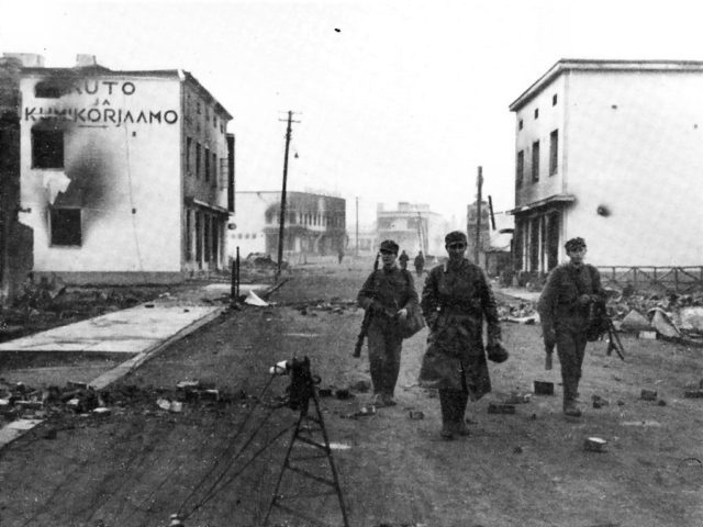 Finnish troops arriving Rovaniemi after Germans burned down the town during Lapland War.