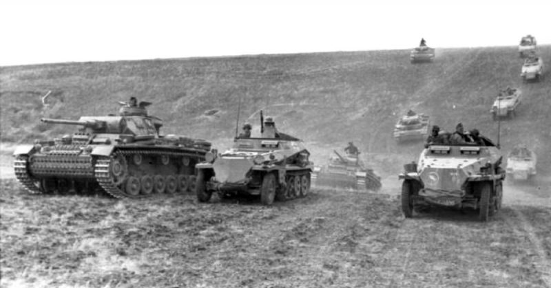 German tanks in France. Bundesarchiv - CC-BY SA 3.0