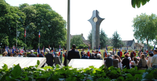 The SOE Memorial in Valençay in 2011. By Fabrice Dury CC-BY 3.0