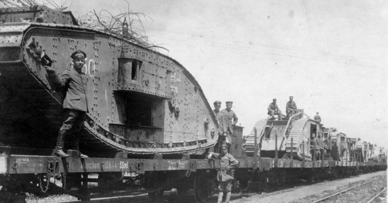 These British Tanks have been captured by the Germans during WWI. Bundesarchiv - CC-BY SA 3.0