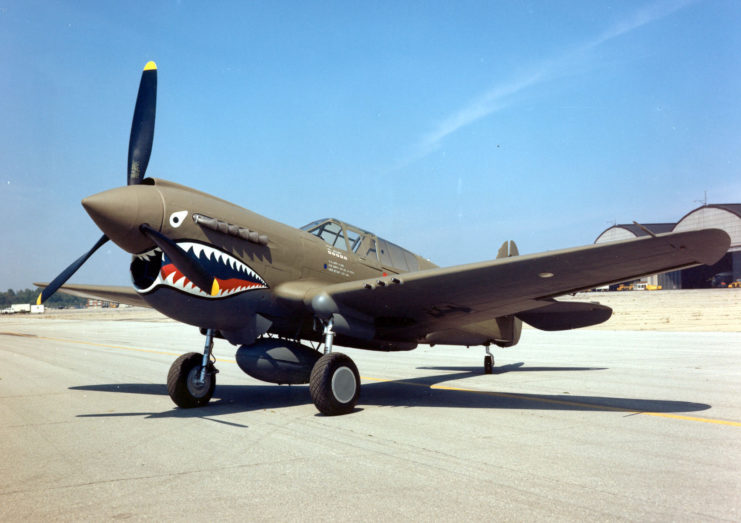 Curtiss P-40E