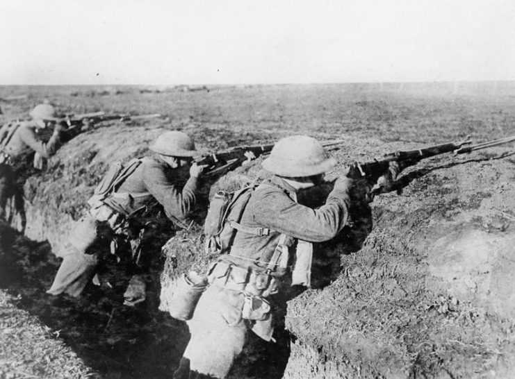 US Marines with M1903 rifles and bayonets in France, 1918.