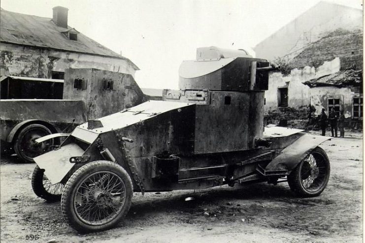 Captured Russian World War I armoured cars Jeffery-Poplavko (left) and Lanchester (right), c. 1917.