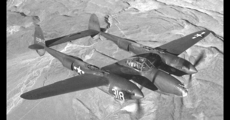 A Lockheed P-38 Lightning . 