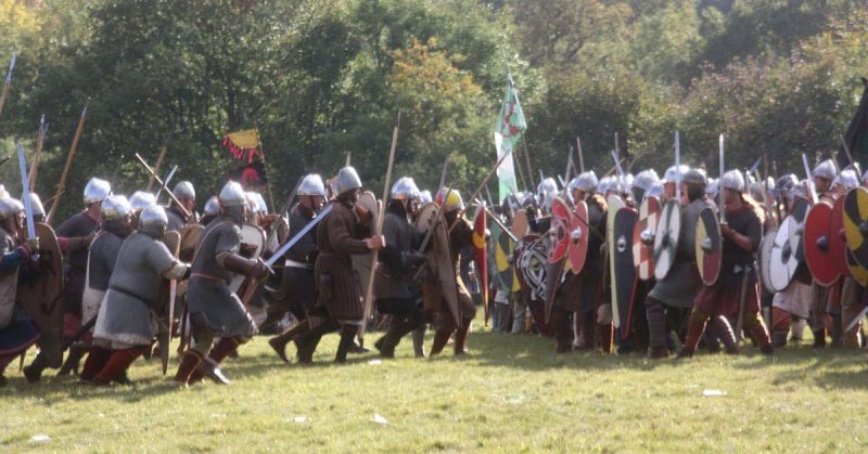 Infantry clash at a modern re-enactment at the Battle of Hastings. By Antonio Borrillo - CC BY-SA 3.0
