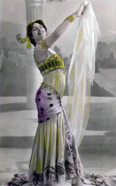 INCREDIBLE POSTCARDS of the infamous exotic dancer who was convicted and executed by the French during World War One for being a German spy have remerged 100 years after her death. Images show Mata Hari, the Dutch-born woman executed by a French firing squad on October 15 1917, posing in a variety of vibrant colors for a series of postcards sold in Paris the early 1900s. Hari can also be seen pulling different poses from her dancing routines in the set of shots, which were commissioned over 10 years before her death, in 1906 / Public Domain / mediadrumworld.com
