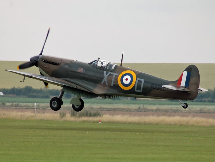 Spitfire IIA P7350 (Battle of Britain Memorial Flight) – By Koga – GDFL