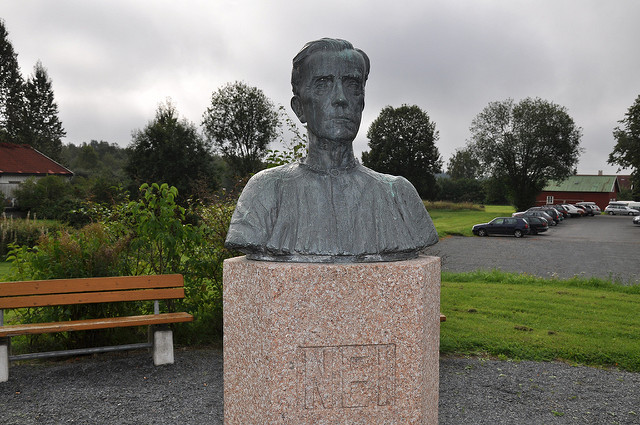 The statue of Lauritz Sand has the single word “Nei” inscribed on the pedestal. “Nei” (No) is the only word Lauritz Sand’s tormentors managed to get out of him. Tough as Nails indeed. The photo is by Bærum Kommune on Flickr. CC-BY NC 2.0