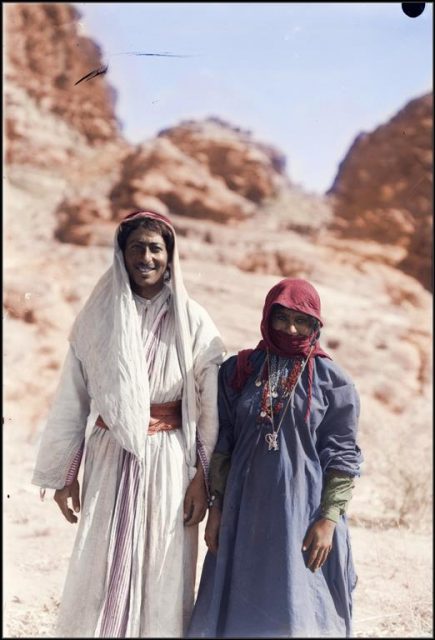 Bedouin people of Palestine at the turn of the 20th Century. Frederic Duriez / mediadrumworld.com