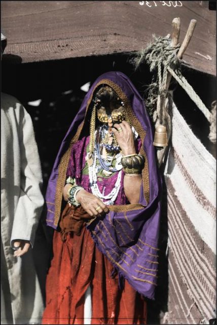 Bedouin women of southern Palestine – 1898. Frederic Duriez / mediadrumworld.com