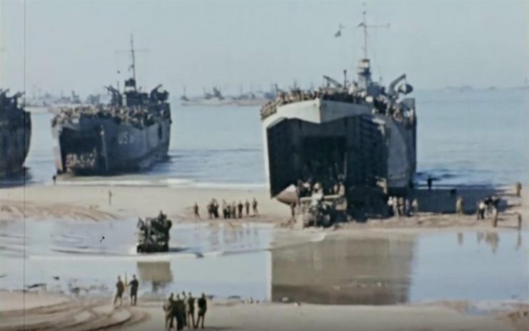 Troops unload supplies from Utah beach ahead of the liberation of Cherbourg. Public Domain / mediadrumworld.com