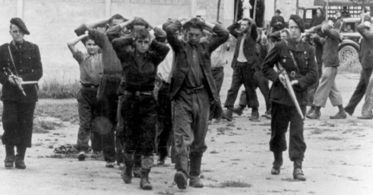 Resistance members captured by the Milice, July 1944. Bundesarchiv – CC-BY SA 3.0