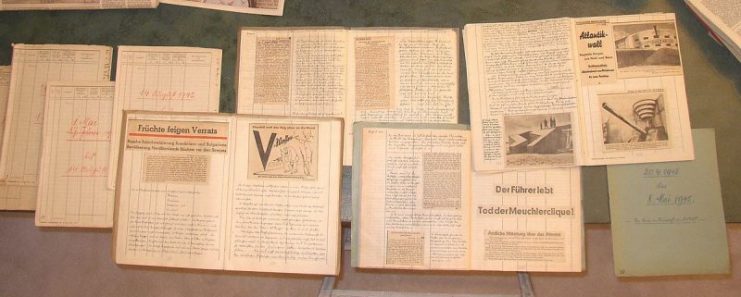Volumes of the Friedrich Kellner Diary. By Rskellner – CC BY-SA 3.0