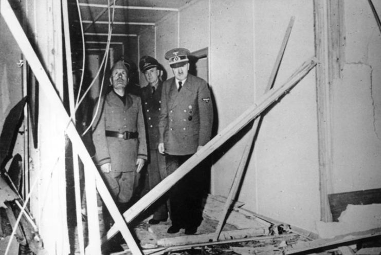 Benito Mussolini visits Hitler’s headquarter Wolfsschanze near Rastenburg (Ketrzyn) in East Prussia. Photo: Bundesarchiv, Bild 146-1970-097-76 / CC-BY-SA.