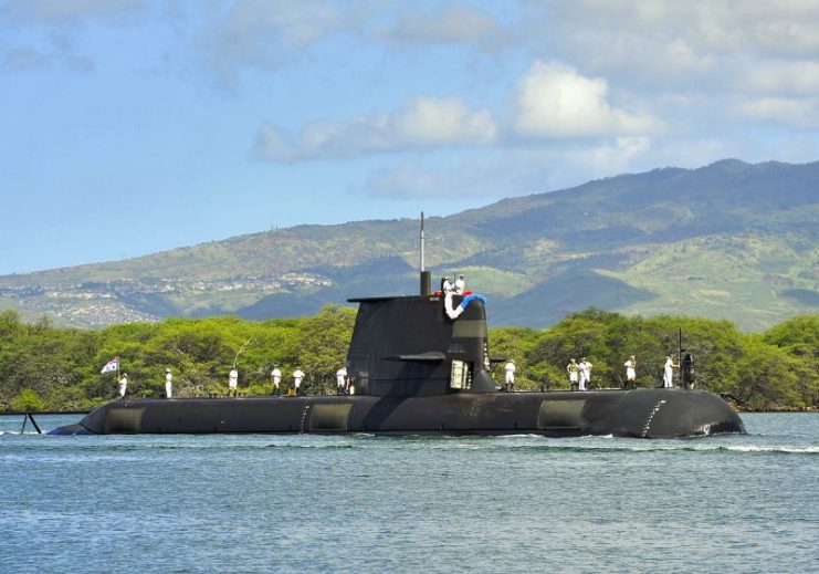 The Royal Australian Navy Collins-class submarine HMAS Sheean (SSG 77) arrives at Joint Base Pearl Harbor-Hickam, Hawaii (USA), after participating in Rim of the Pacific (RIMPAC) Exercise 2014.