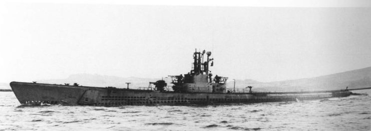 USS Grouper (SS-214) at sea