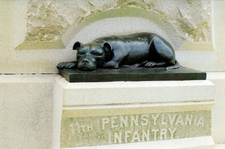 Sallie Ann Jarrett Monument in Gettysburg Battlefield, erected in 1890. Photo: Carptrash / CC-BY-SA 3.0