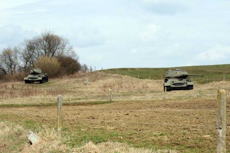 Tanks in the Valley of Death, 1944. Photo: Peter Zelizňák / CC BY-SA 3.0