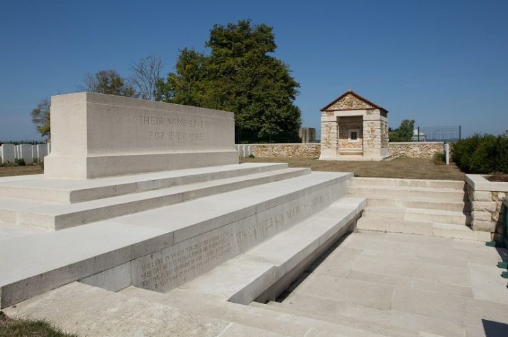 La Ville-Aux-Bois British Cemetery. Photo: Wernervc – CC BY-SA 4.0