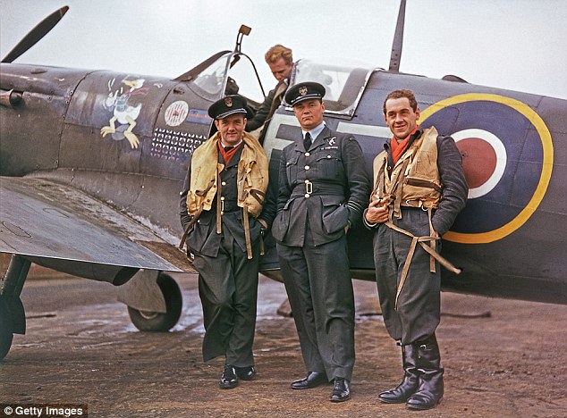 Polish flying ace Jan Zumbach ( left) with Wing Commander Stefan Witorzenc (centre) and Flight Lieutenant Zygmunt Blenkowsk