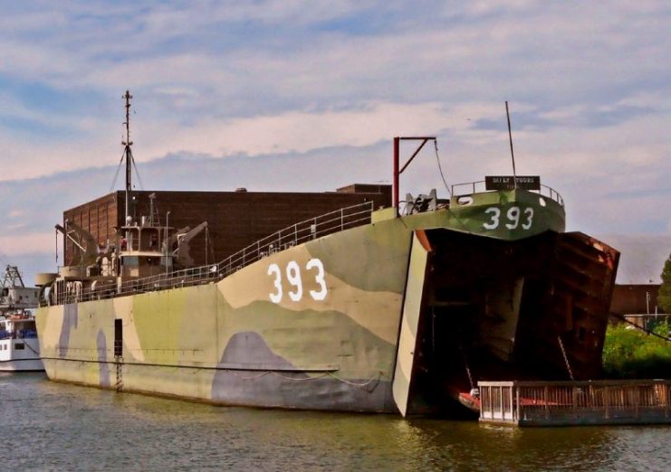 USS LST 393, now a Veterans Museum in Muskegon, MIchigan. By jimflix! – CC BY-NC-ND 2.0