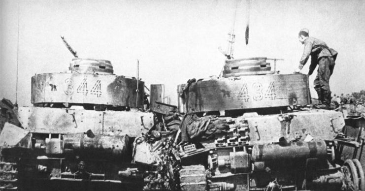 Captured and Damaged Panzer IVs – 1944